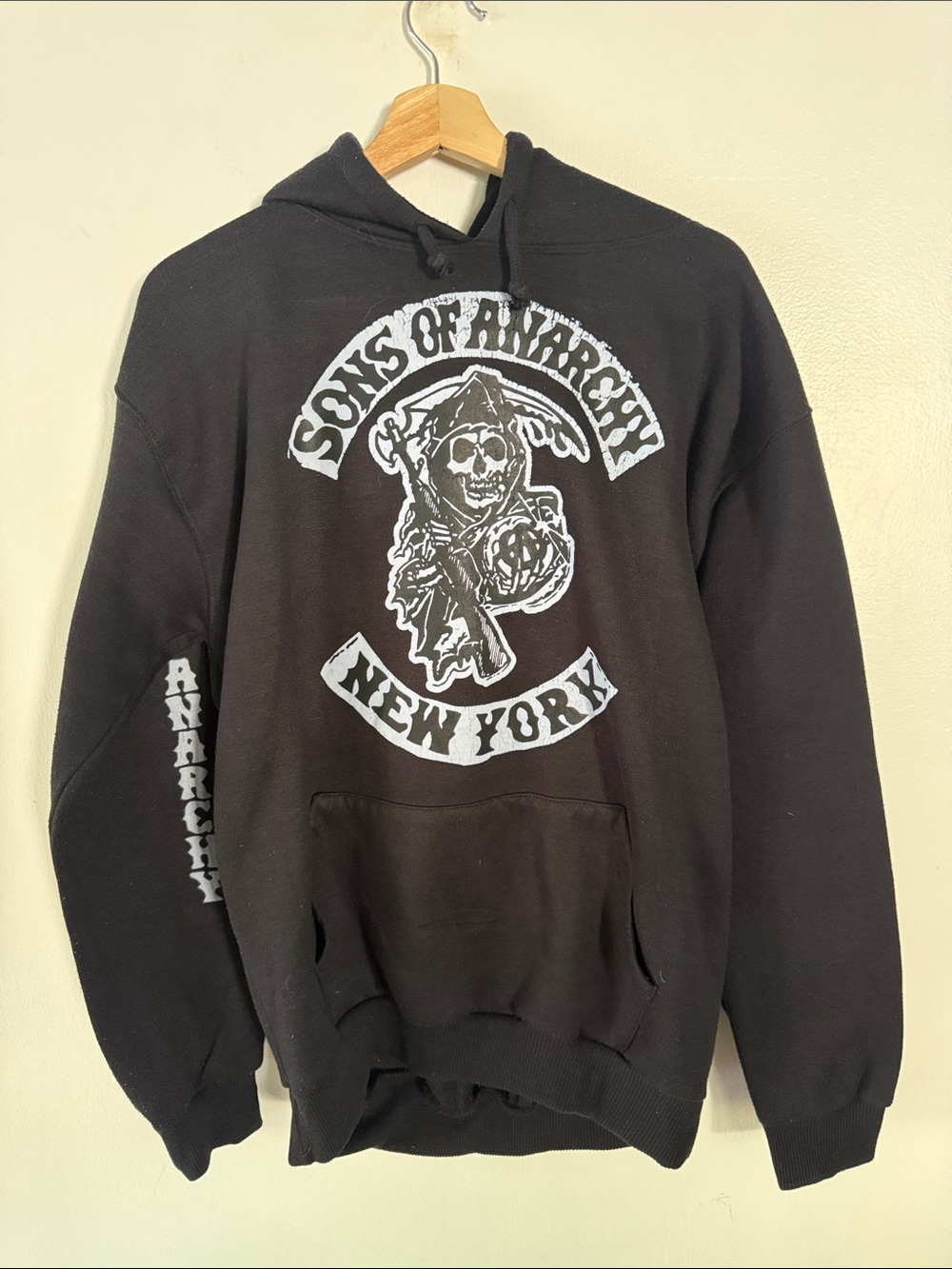 Sons of Anarchy New York Reaper Graphic Hoodie - Men’s Size Large Black